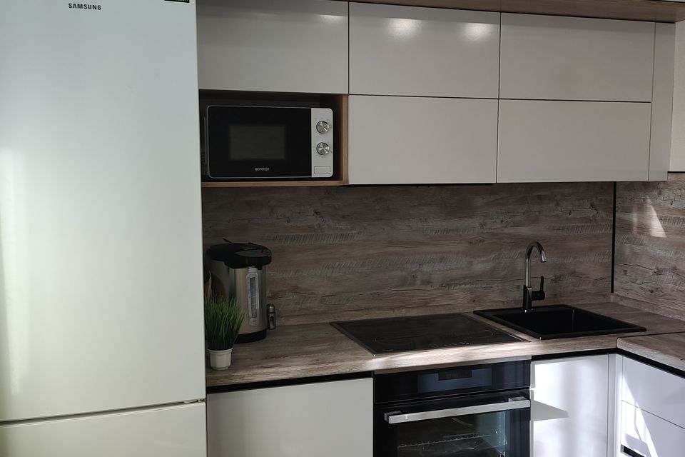 Продаётся 2-комнатная квартира, 52.1 м²
