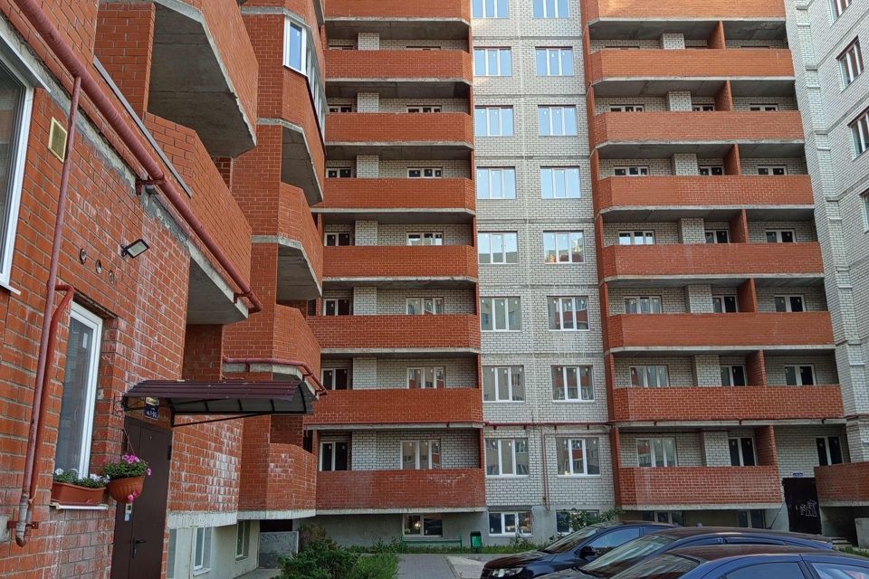 Продаётся 2-комнатная квартира, 63.6 м²