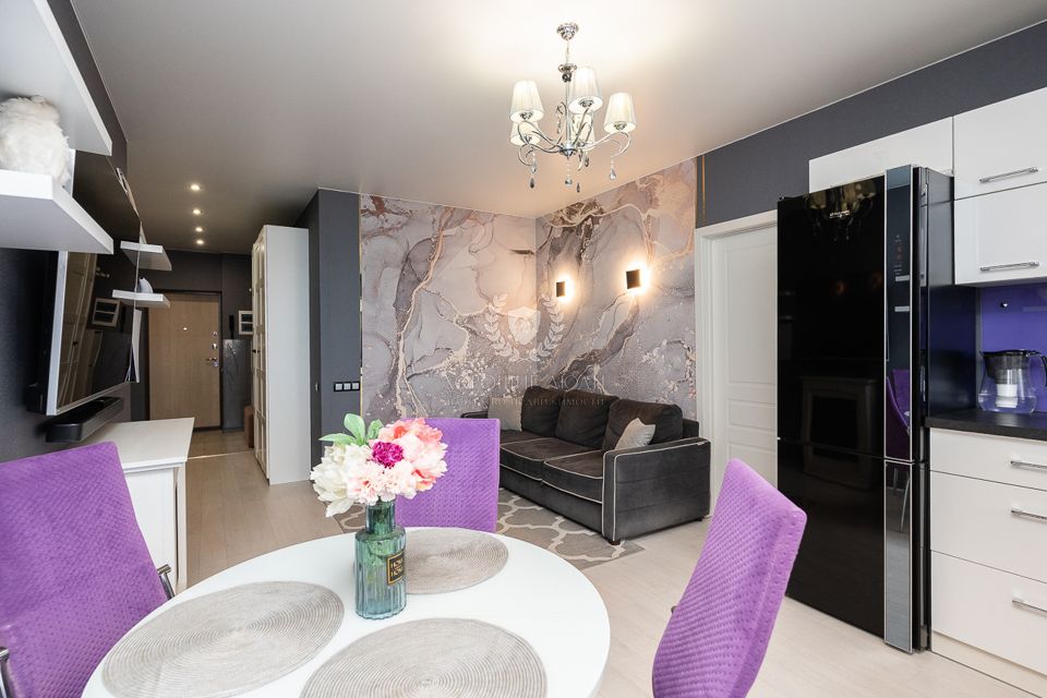 Продаётся 2-комнатная квартира, 63.6 м²
