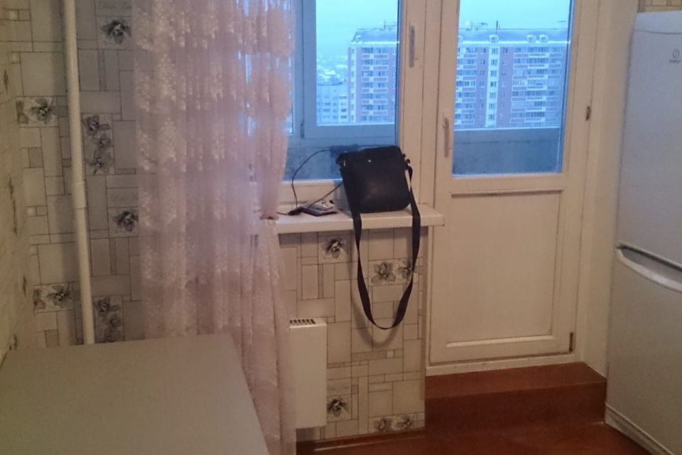 Сдаётся 1-комнатная квартира, 42.3 м²