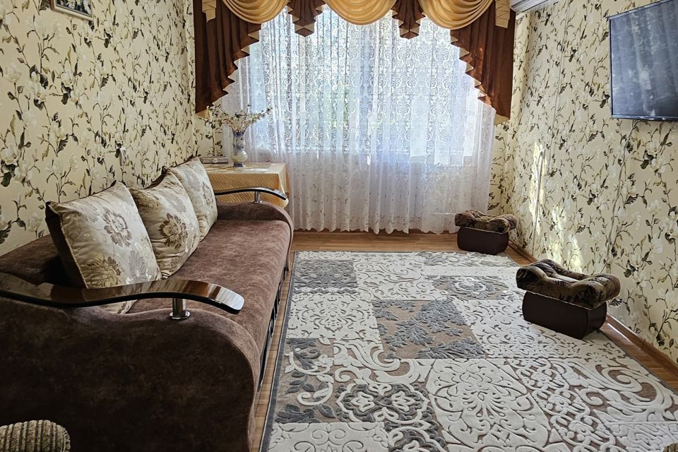 Продаётся 3-комнатная квартира, 70 м²