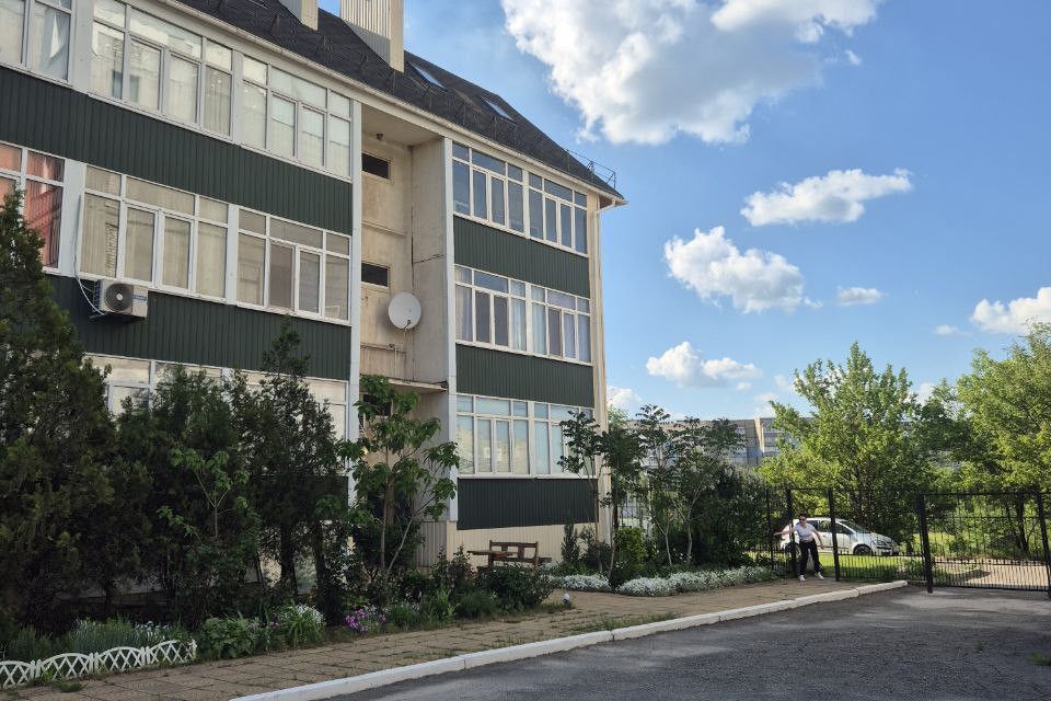Продаётся 2-комнатная квартира, 89.2 м²