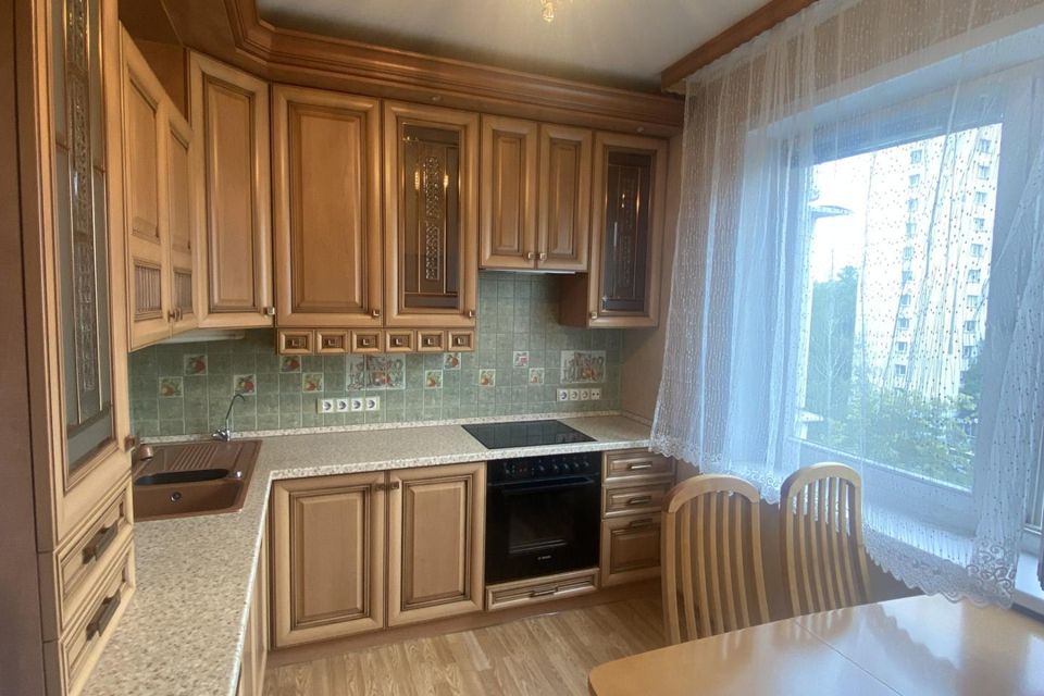 Продаётся 1-комнатная квартира, 37.3 м²