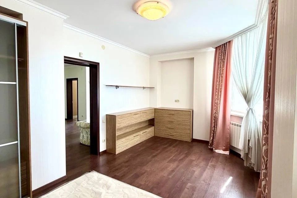 Продаётся 2-комнатная квартира, 88.4 м²