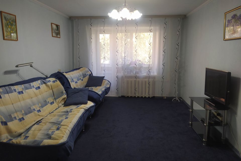 Продаётся 3-комнатная квартира, 57 м²