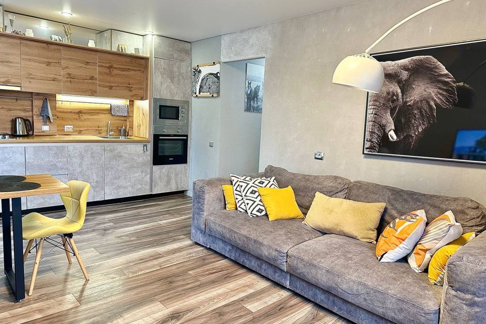 Продаётся 3-комнатная квартира, 57.1 м²