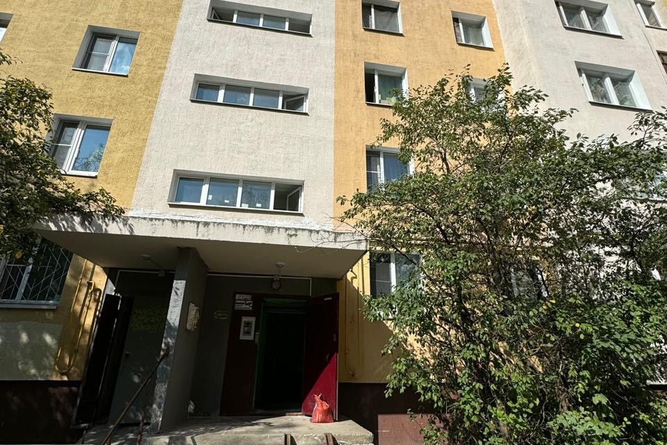 Продаётся 3-комнатная квартира, 63 м²