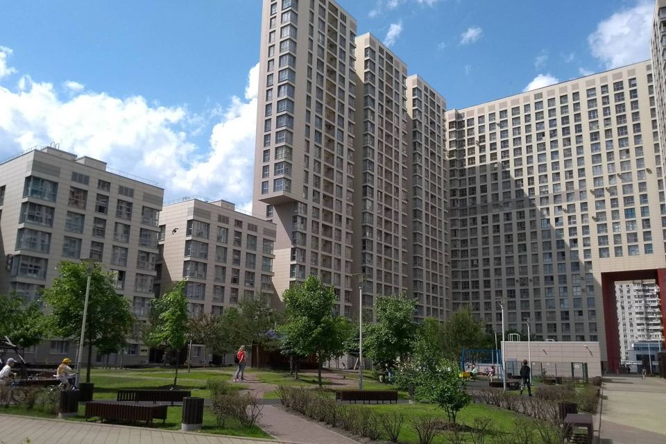 Продаётся 3-комнатная квартира, 97.3 м²
