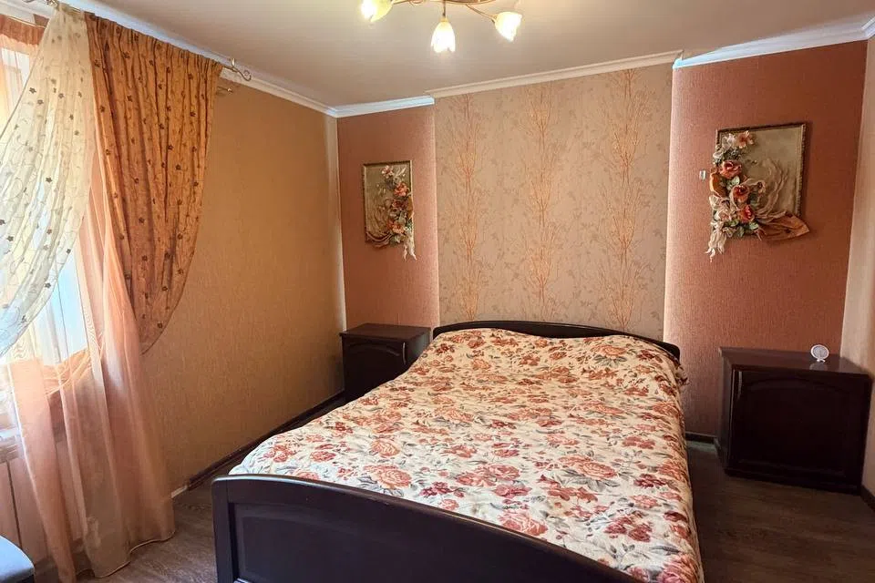 Продаётся 2-комнатная квартира, 60.8 м²
