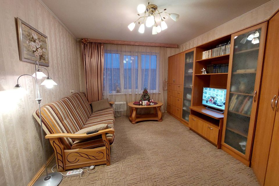 Продаётся 3-комнатная квартира, 58.3 м²