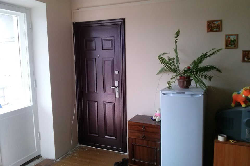 Продаётся комната в 5-комн. квартире, 12 м²