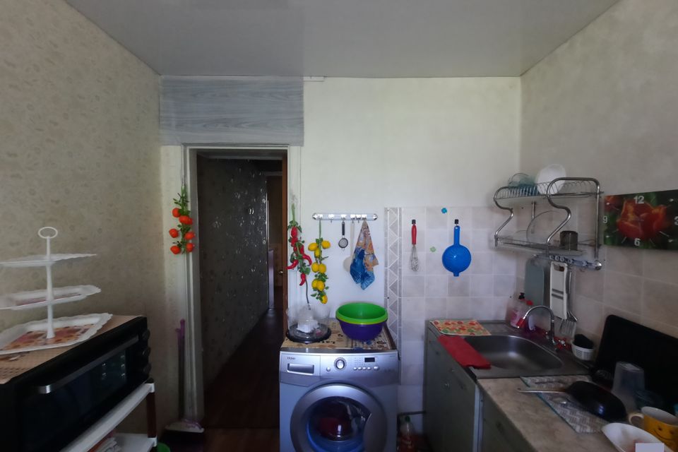 Продаётся 3-комнатная квартира, 58.8 м²
