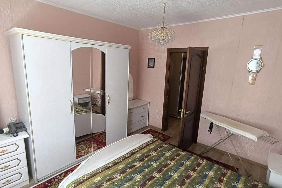 Продаётся 2-комнатная квартира, 57 м²