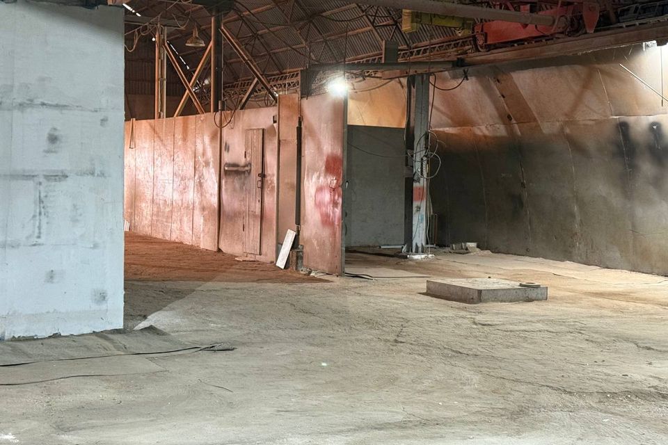 Продаётся склад, 680 м²