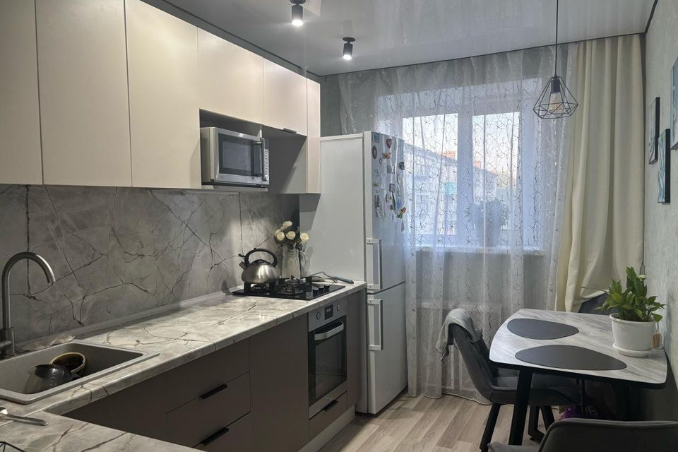 Продаётся 2-комнатная квартира, 49.8 м²