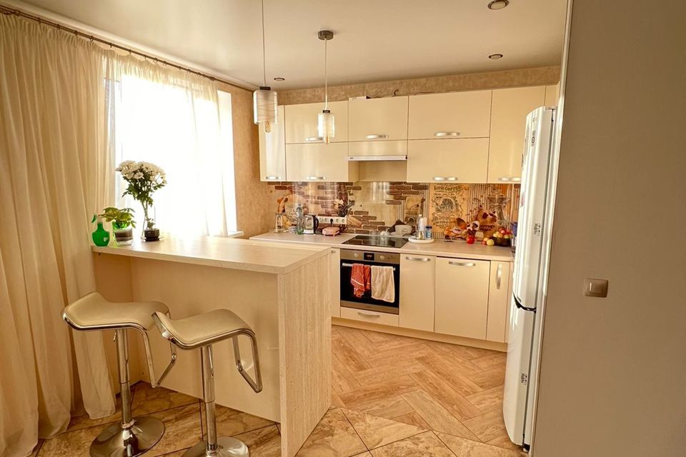 Продаётся 2-комнатная квартира, 51.6 м²
