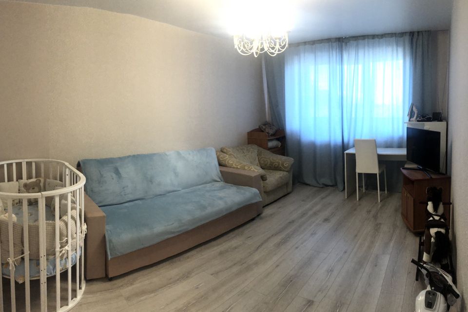 Продаётся 1-комнатная квартира, 40.6 м²