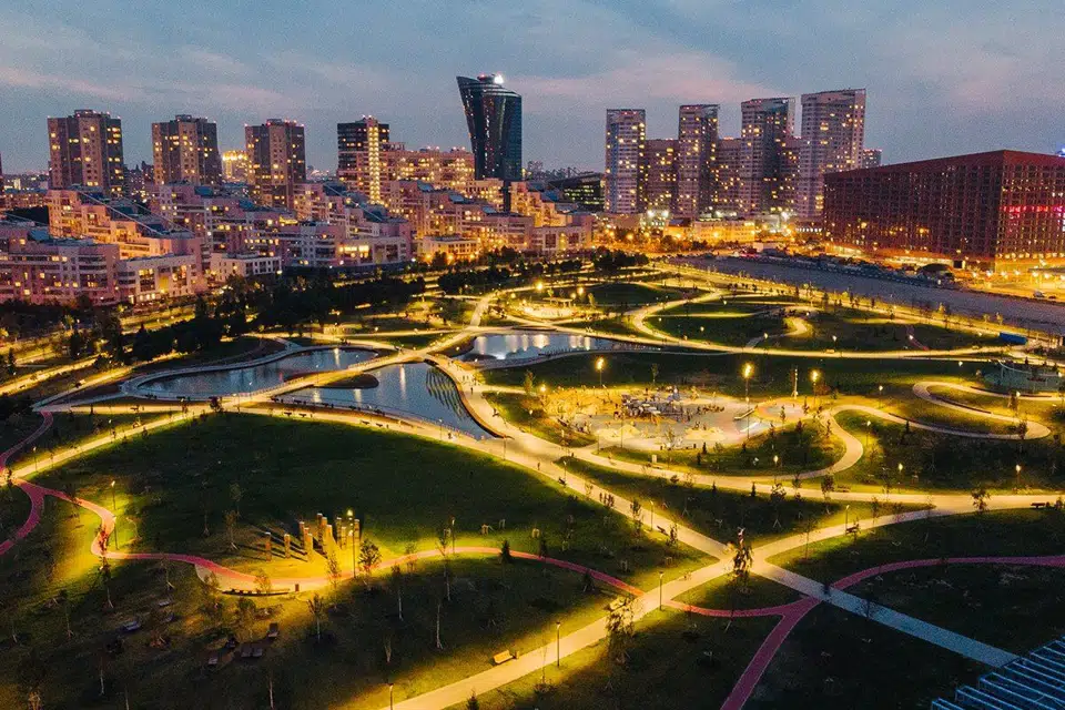 Продаётся 3-комнатная квартира, 156 м²