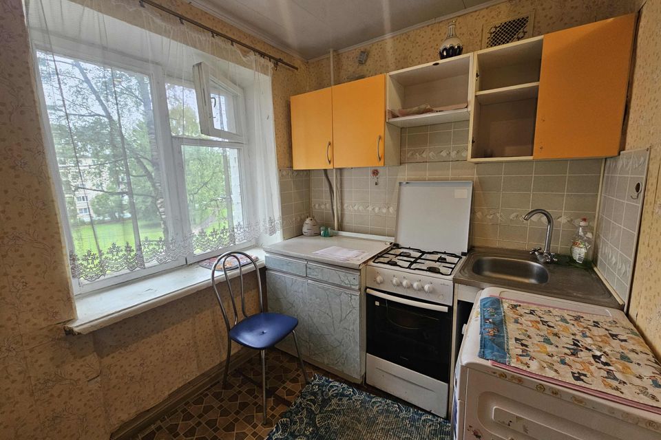 Продаётся 3-комнатная квартира, 49.5 м²