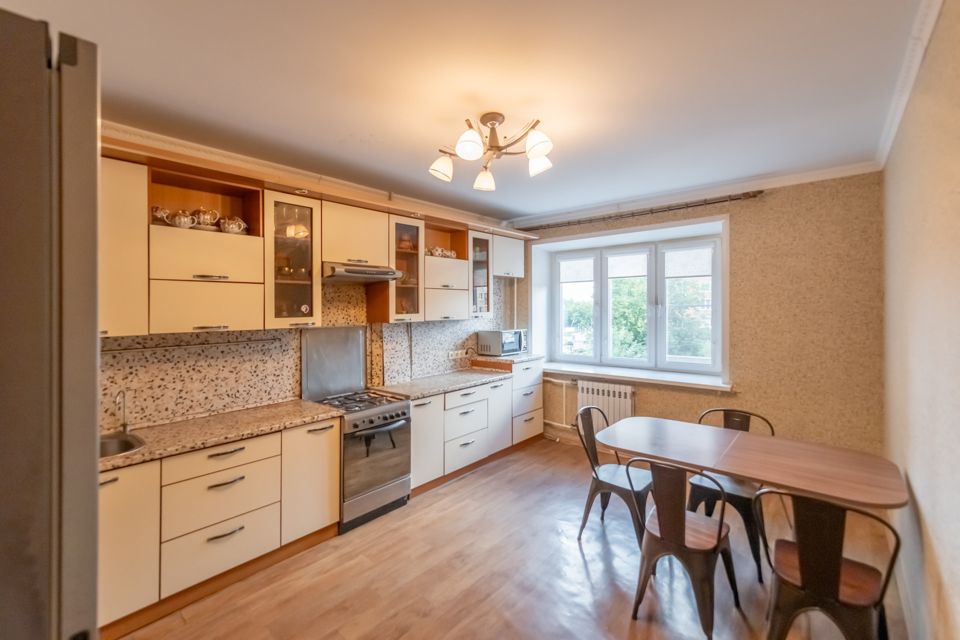 Продаётся 3-комнатная квартира, 87.3 м²
