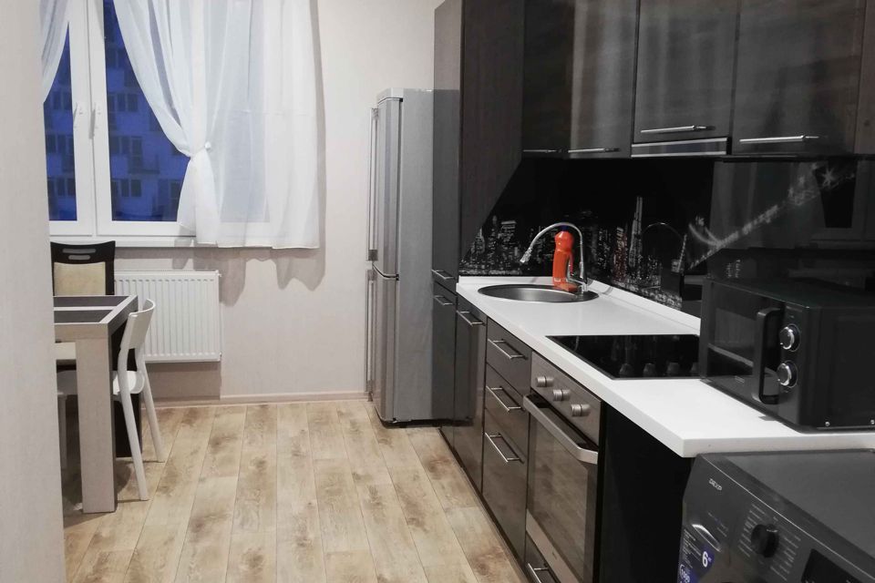 Продаётся 1-комнатная квартира, 43 м²