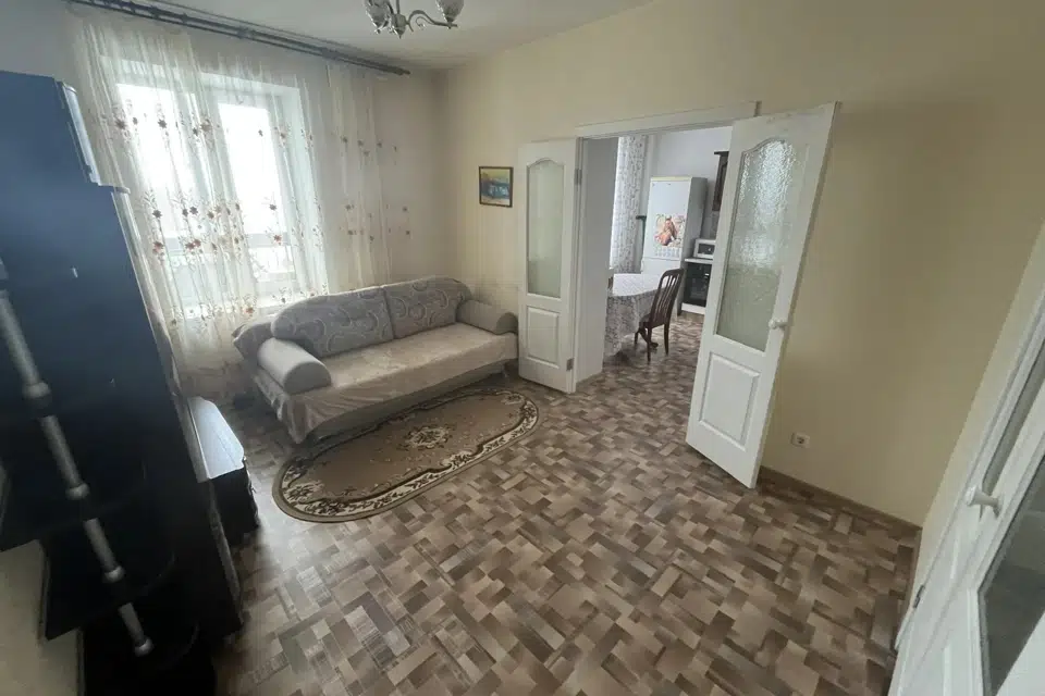 Продаётся 3-комнатная квартира, 87 м²