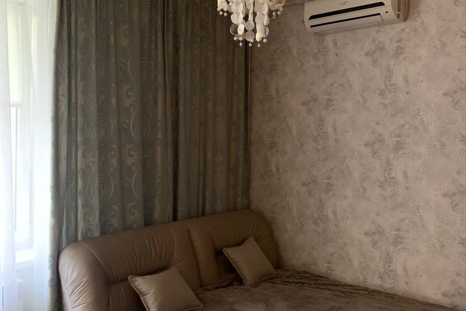 Продаётся 3-комнатная квартира, 61 м²