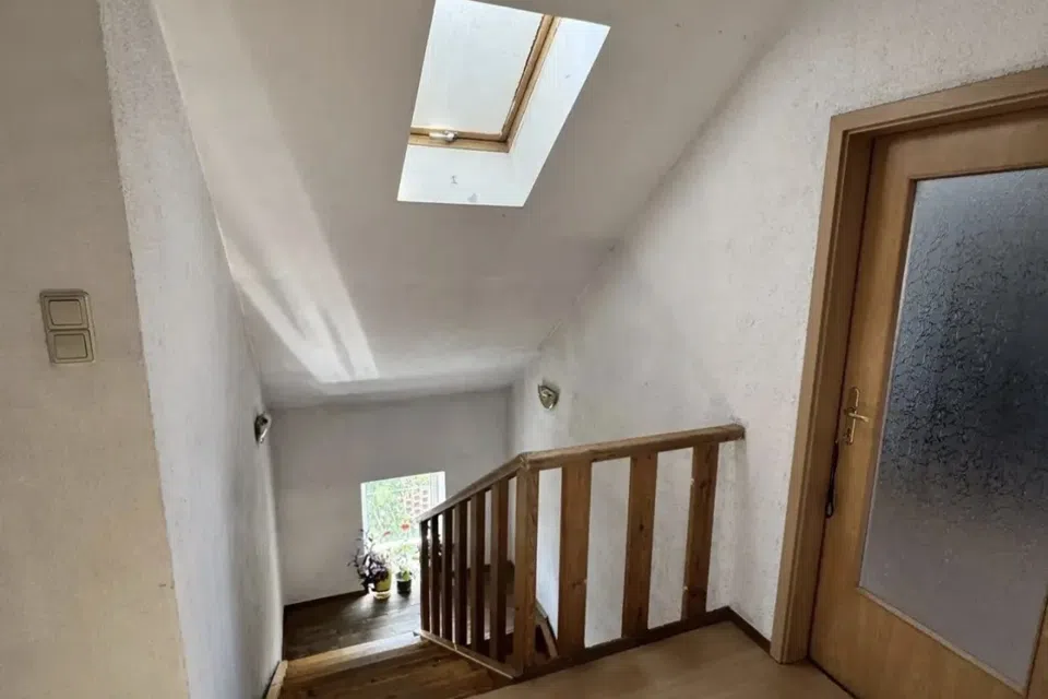 Продаётся 2-этажный дом, 240 м²