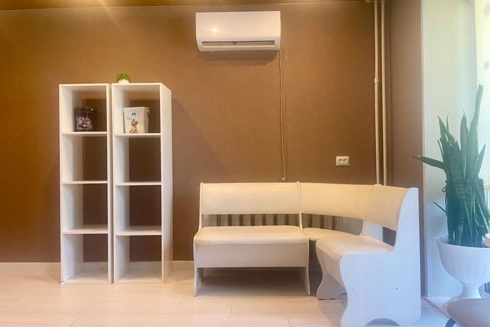 Продаётся 3-комнатная квартира, 60 м²