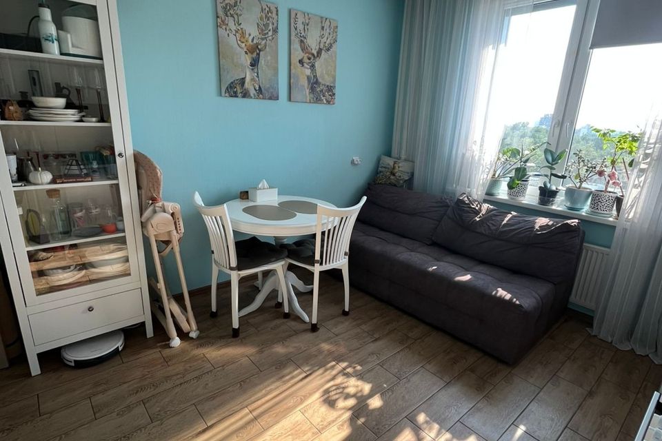 Продаётся 1-комнатная квартира, 43.7 м²