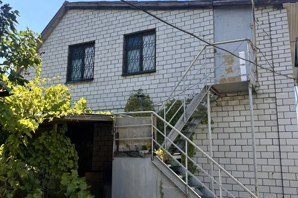 Продаётся 2-этажный дом, 200 м²