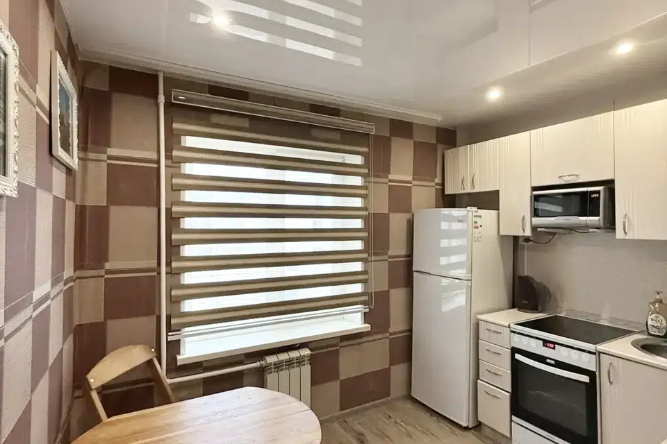Продаётся 1-комнатная квартира, 42.3 м²