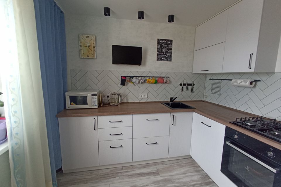Продаётся 3-комнатная квартира, 67 м²