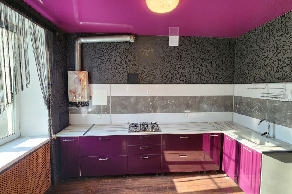 Продаётся 2-комнатная квартира, 71.2 м²