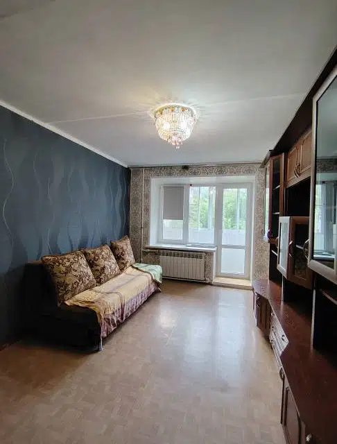 Продаётся 3-комнатная квартира, 49.4 м²