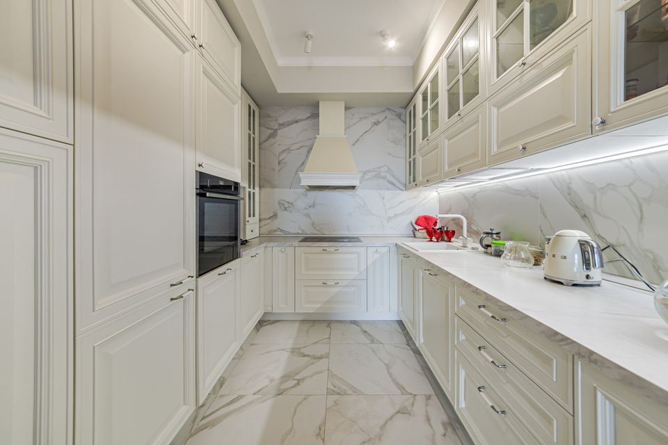 Продаётся 3-комнатная квартира, 100 м²