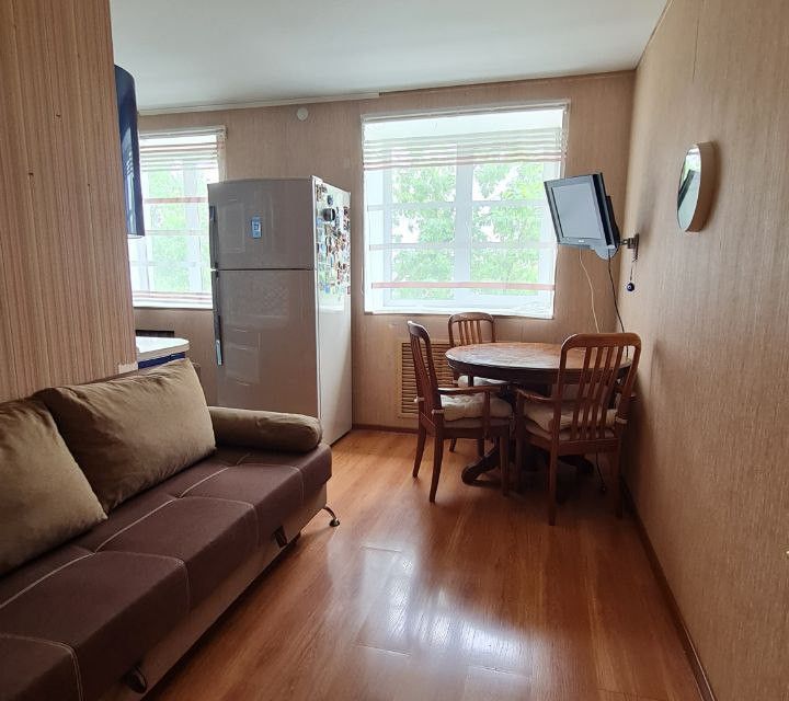 Продаётся 3-комнатная квартира, 47.2 м²