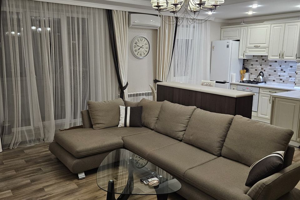 Продаётся 4-комнатная квартира, 84.7 м²