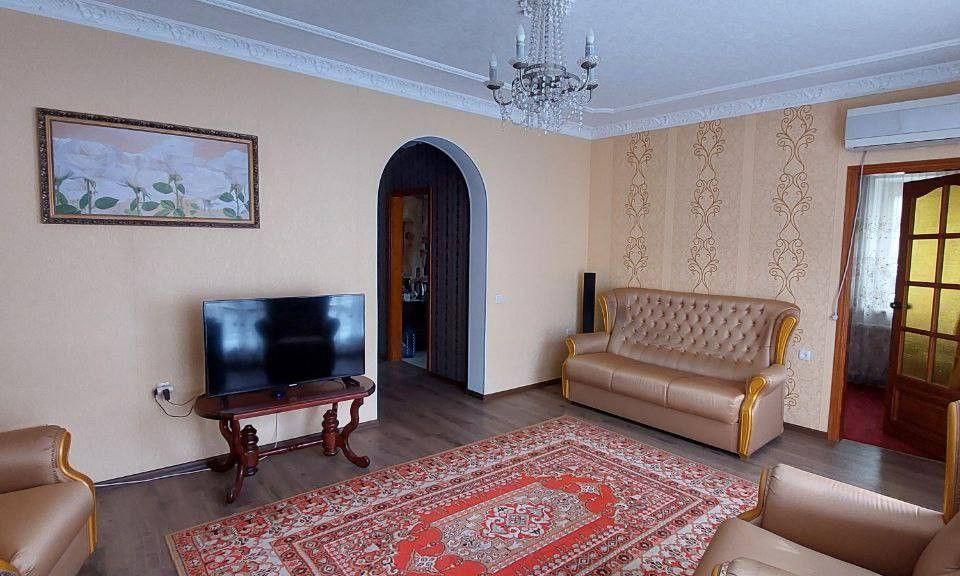 Продаётся 2-этажный дом, 204 м²