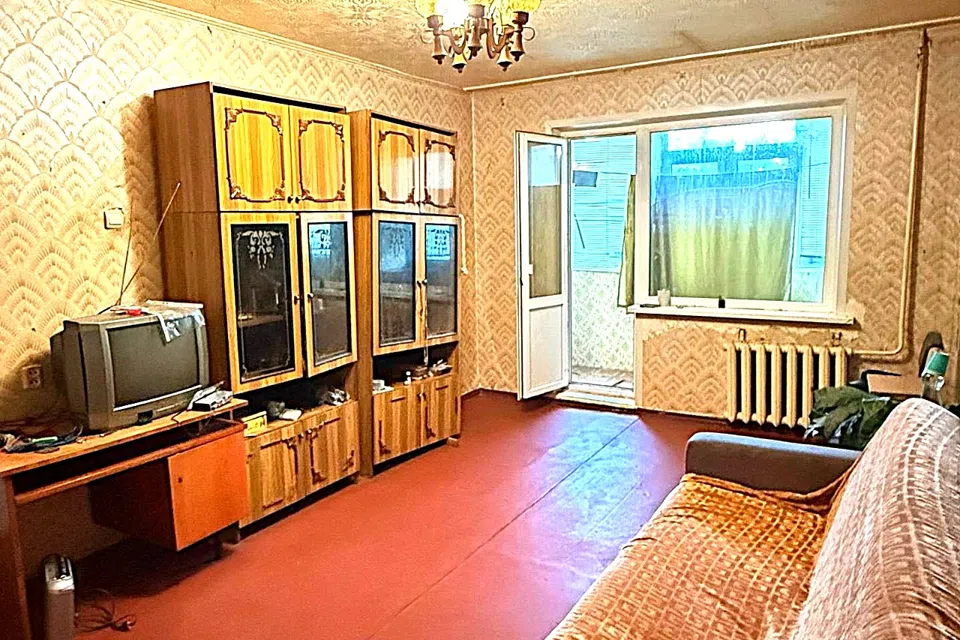 Продаётся 1-комнатная квартира, 42 м²