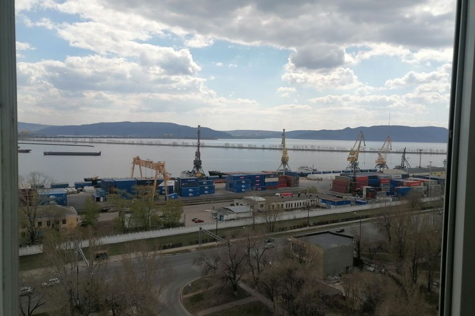 Продаётся 3-комнатная квартира, 74.7 м²