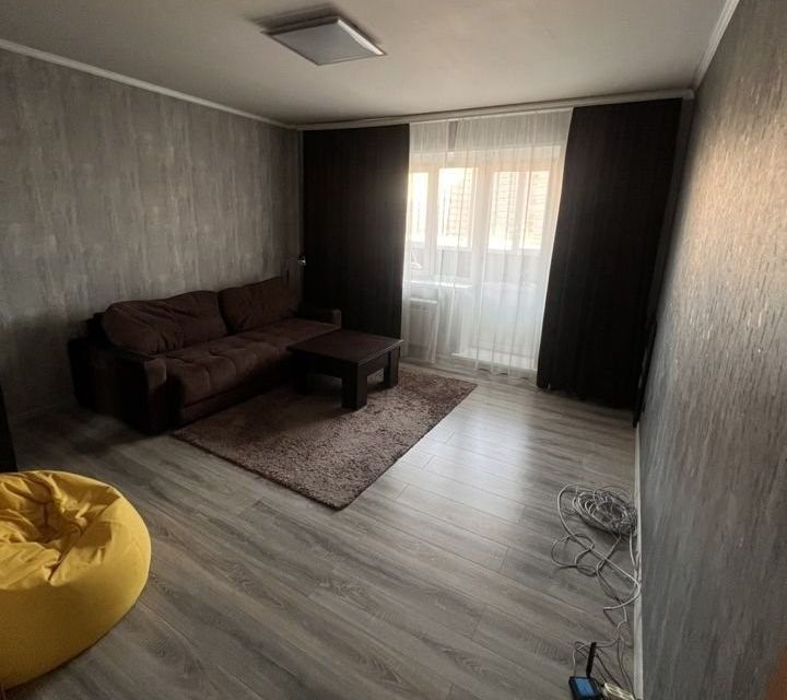 Сдаётся 1-комнатная квартира, 43 м²