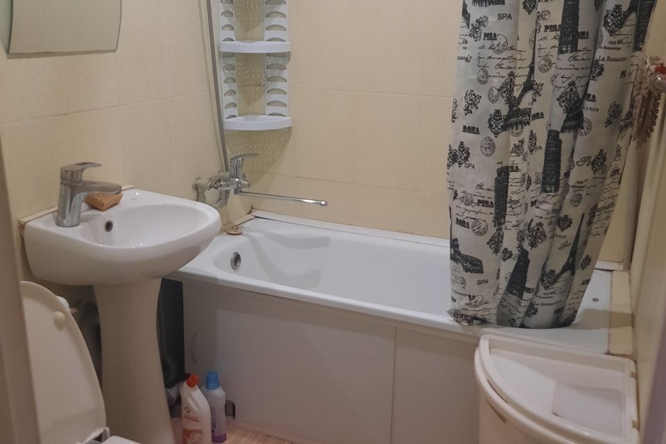 Продаётся 1-комнатная квартира, 32 м²