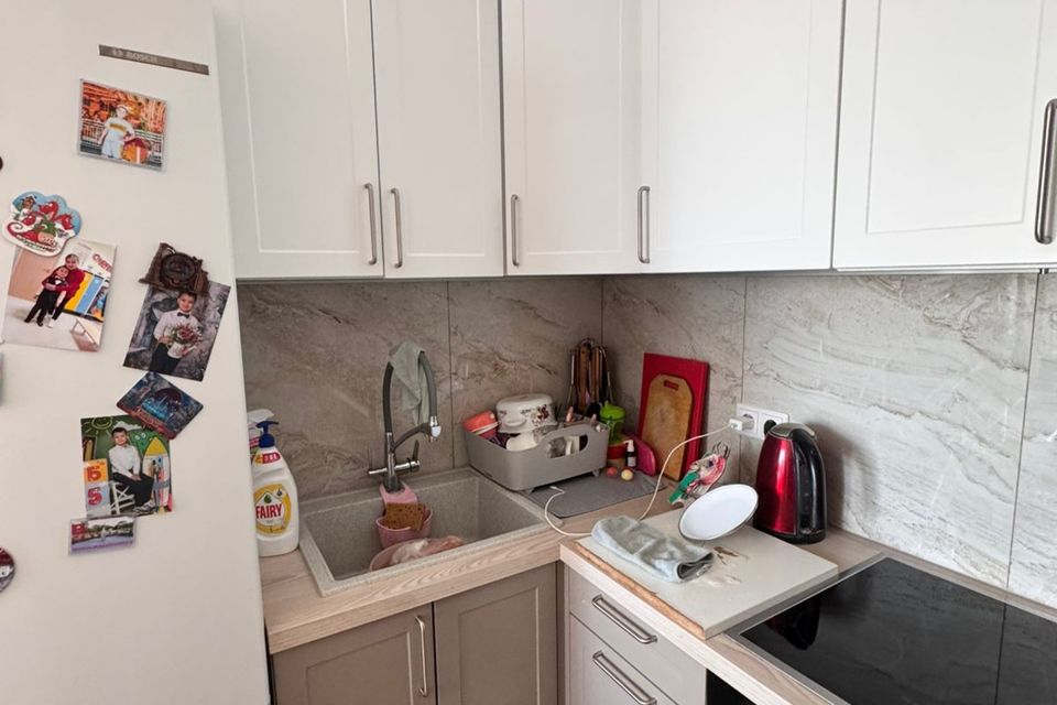 Продаётся 1-комнатная квартира, 40.4 м²