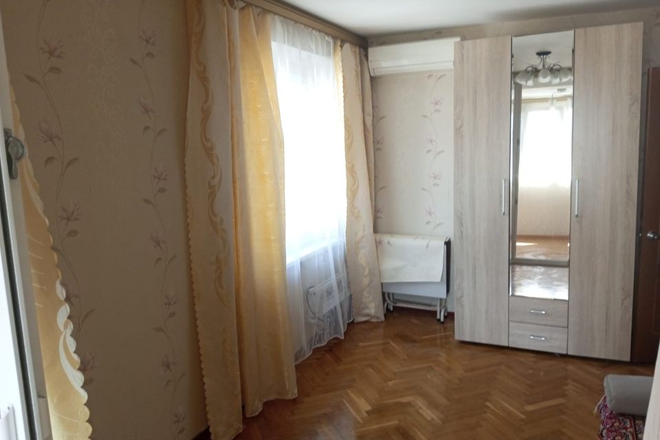 Продаётся 3-комнатная квартира, 70 м²