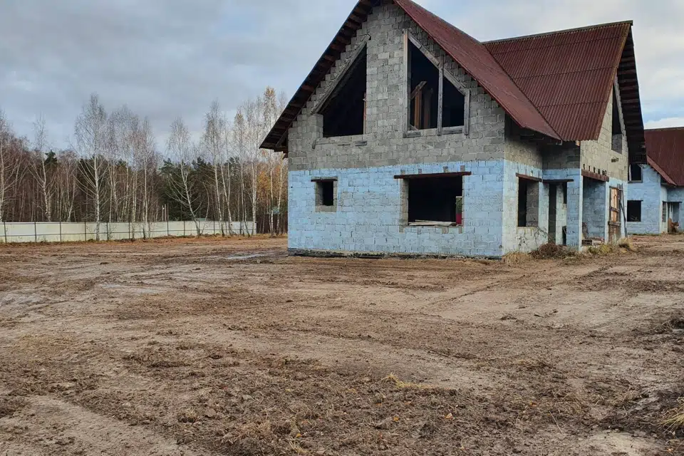 Продаётся 2-этажный дом, 200 м²