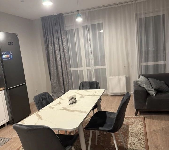 Сдаётся 1-комнатная квартира, 65 м²