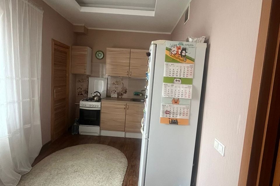 Продаётся 3-комнатная квартира, 106 м²