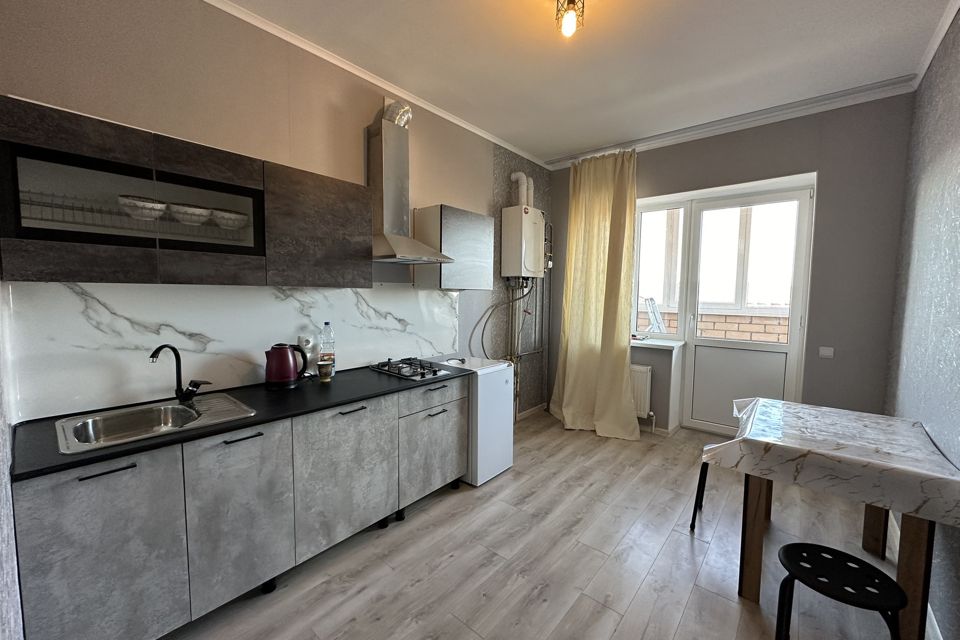 Сдаётся 1-комнатная квартира, 40 м²