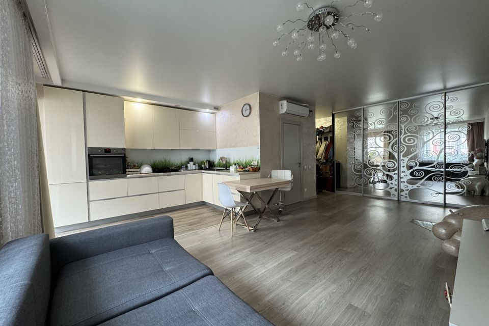 Продаётся 3-комнатная квартира, 84 м²